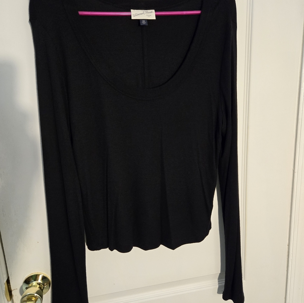 Splendid Black Long Sleeve Blouse
